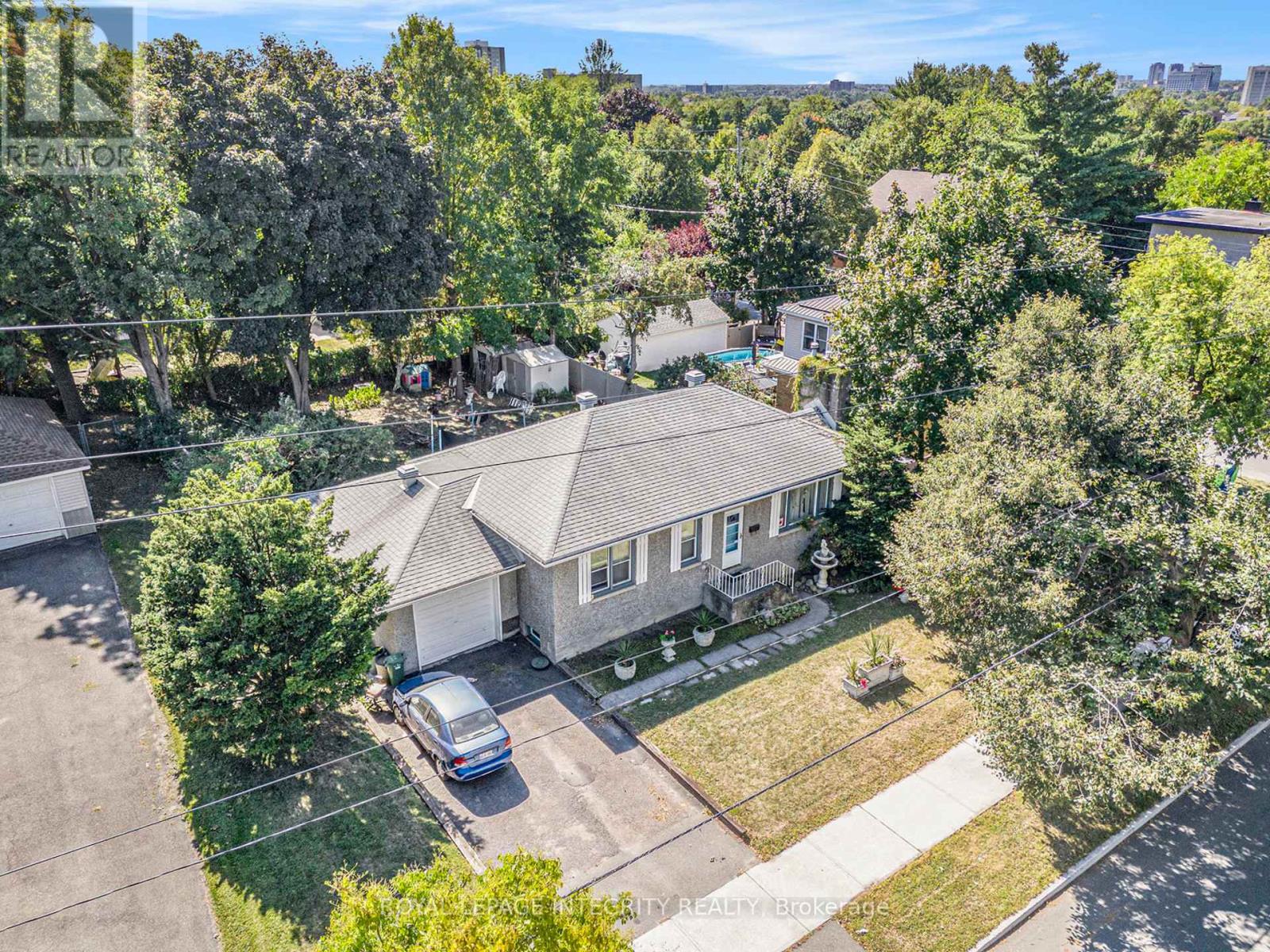 1368 Kilborn Avenue, Ottawa, Ontario  K1H 6L8 - Photo 6 - X12409312