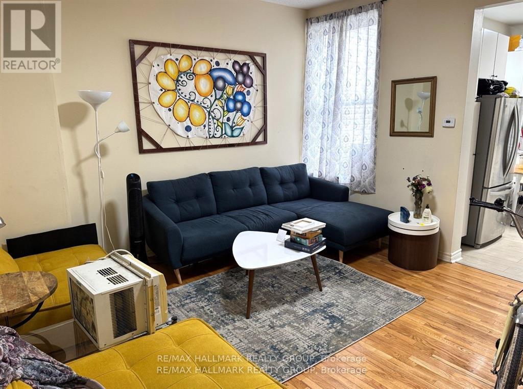 480 Cumberland Street, Ottawa, Ontario  K1N 7J9 - Photo 3 - X12409315