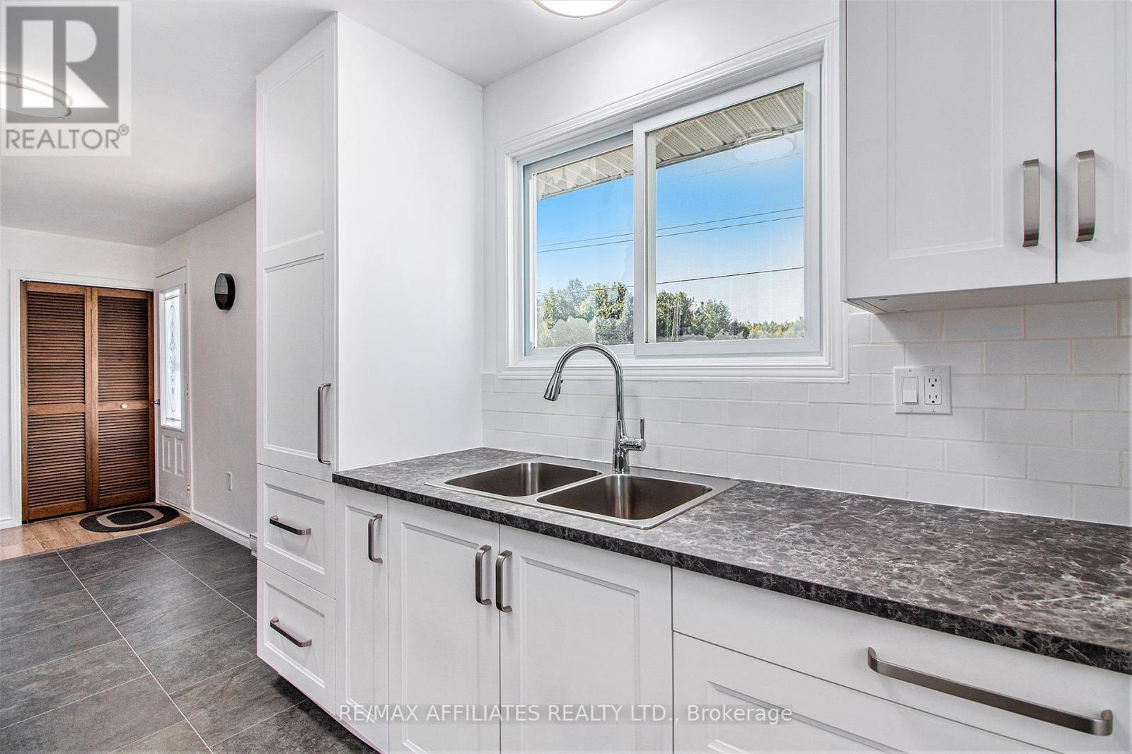 126 Maple Grove Road, The Nation, Ontario  K0A 1W0 - Photo 10 - X12409360