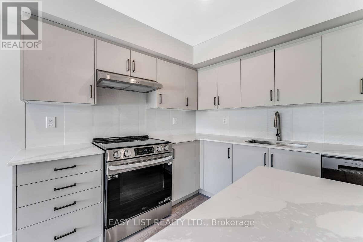 3 - 152 Springhurst Avenue, Ottawa, Ontario  K1S 0E5 - Photo 11 - X12409400