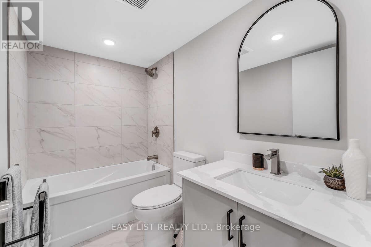 3 - 152 Springhurst Avenue, Ottawa, Ontario  K1S 0E5 - Photo 17 - X12409400