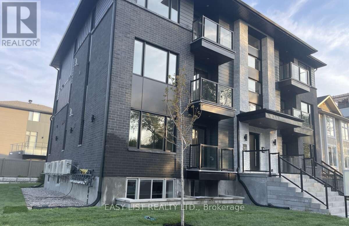 3 - 152 Springhurst Avenue, Ottawa, Ontario  K1S 0E5 - Photo 2 - X12409400
