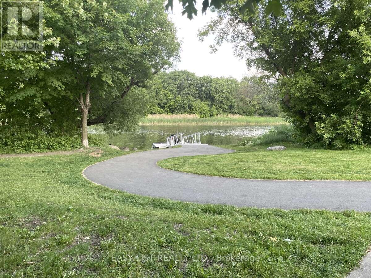 3 - 152 Springhurst Avenue, Ottawa, Ontario  K1S 0E5 - Photo 20 - X12409400