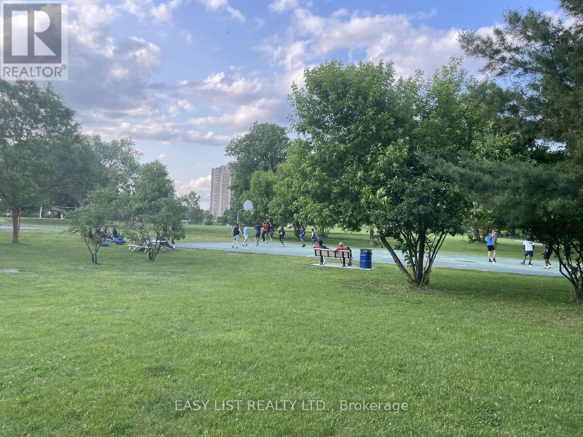 3 - 152 Springhurst Avenue, Ottawa, Ontario  K1S 0E5 - Photo 21 - X12409400