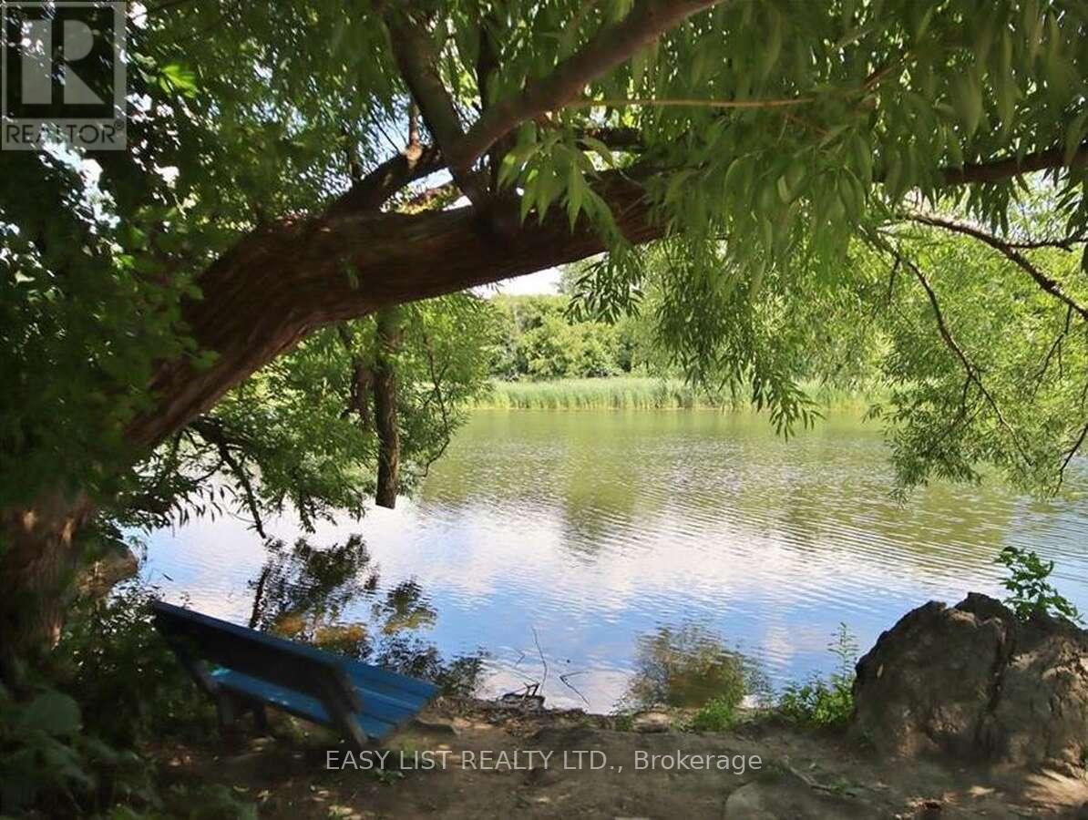 3 - 152 Springhurst Avenue, Ottawa, Ontario  K1S 0E5 - Photo 22 - X12409400