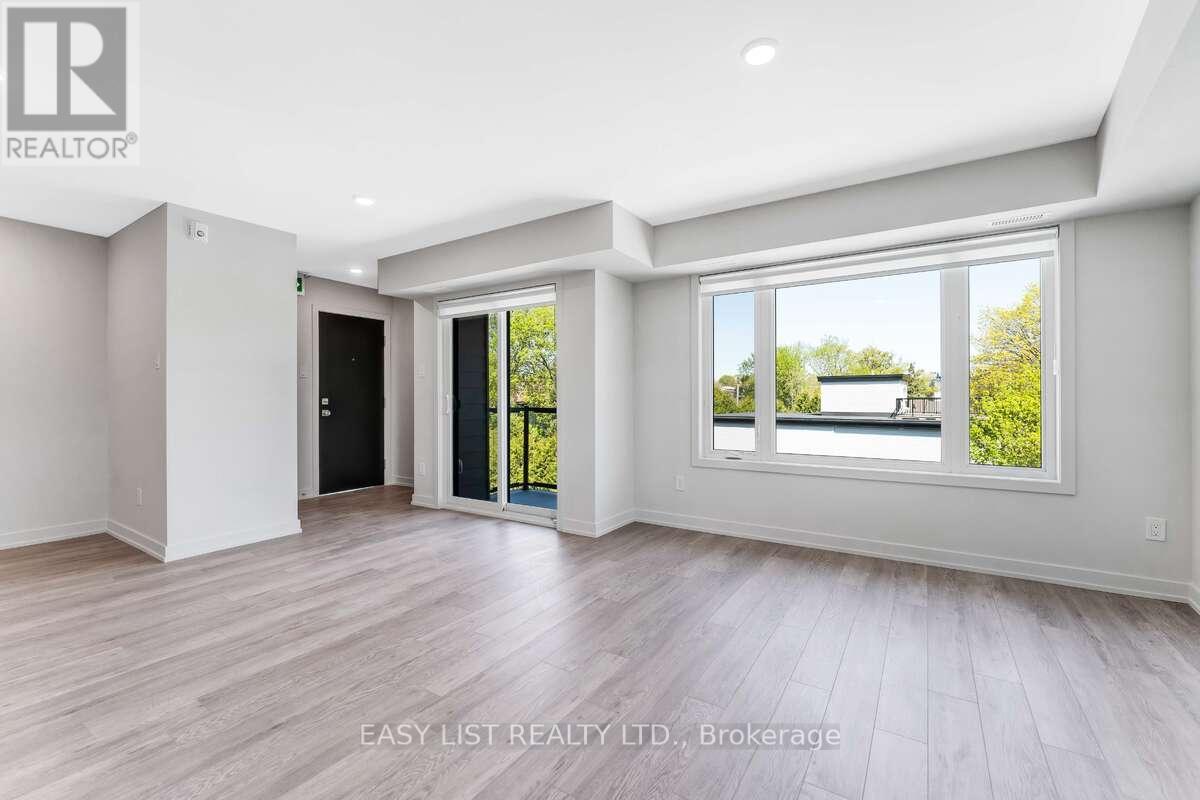 3 - 152 Springhurst Avenue, Ottawa, Ontario  K1S 0E5 - Photo 6 - X12409400