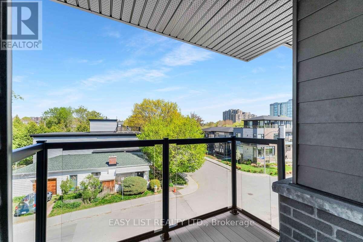 3 - 152 Springhurst Avenue, Ottawa, Ontario  K1S 0E5 - Photo 7 - X12409400