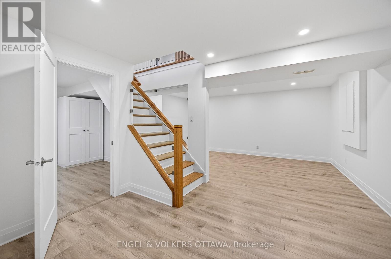 2204 Utah Street, Ottawa, Ontario  K1H 7W8 - Photo 28 - X12409401