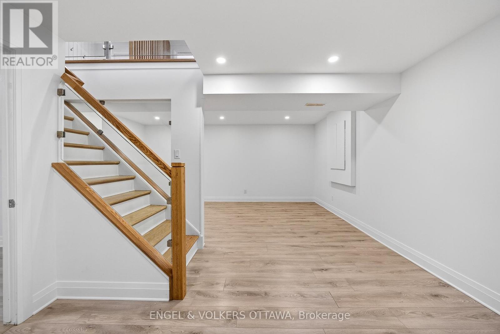 2204 Utah Street, Ottawa, Ontario  K1H 7W8 - Photo 31 - X12409401