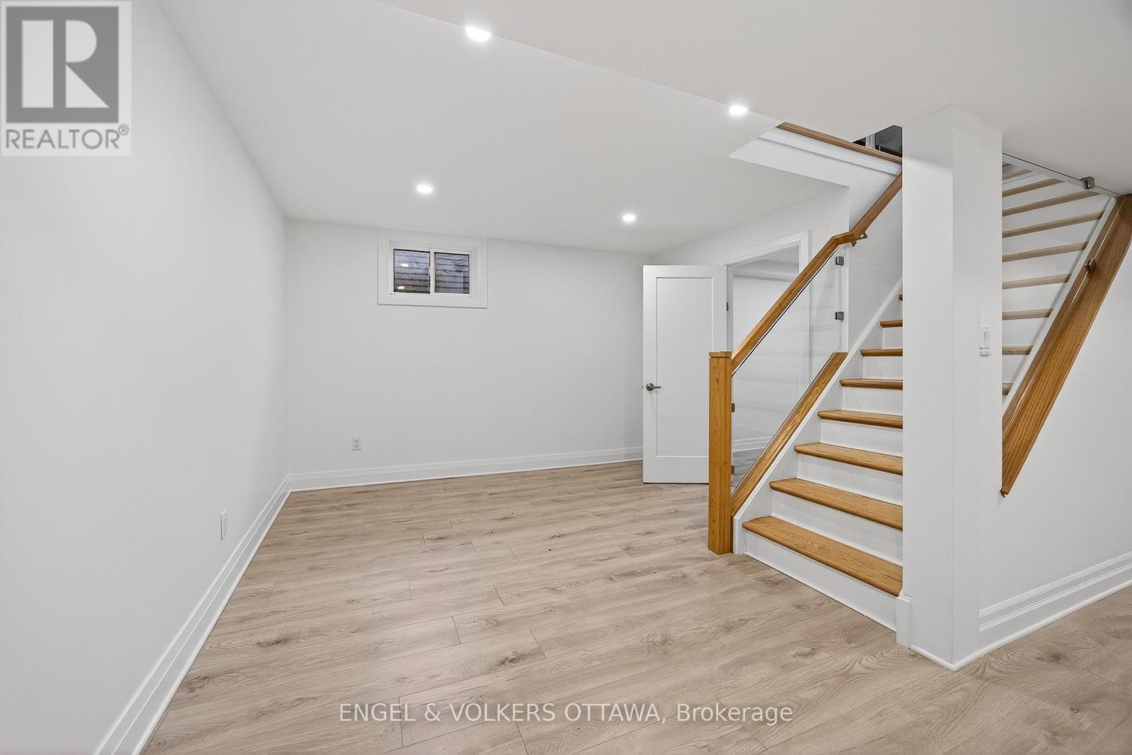 2204 Utah Street, Ottawa, Ontario  K1H 7W8 - Photo 32 - X12409401