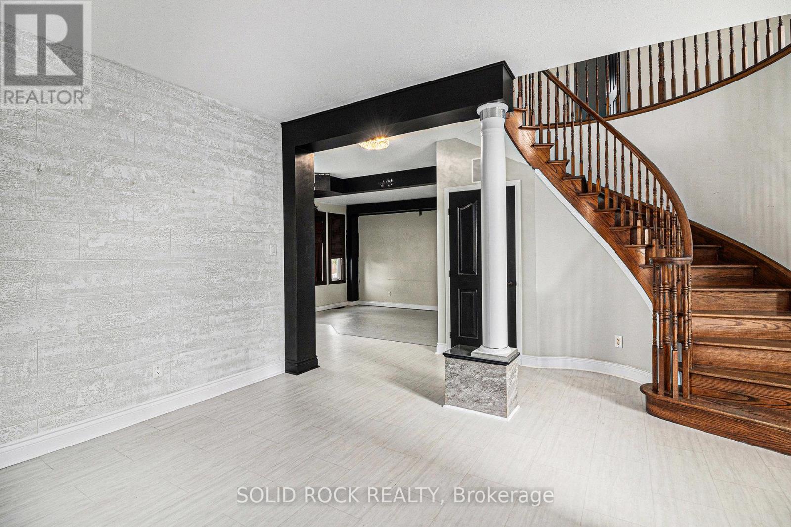 2121 Valin Street, Ottawa, Ontario  K4A 4T5 - Photo 4 - X12409422