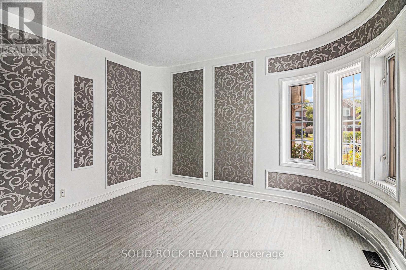 2121 Valin Street, Ottawa, Ontario  K4A 4T5 - Photo 8 - X12409422