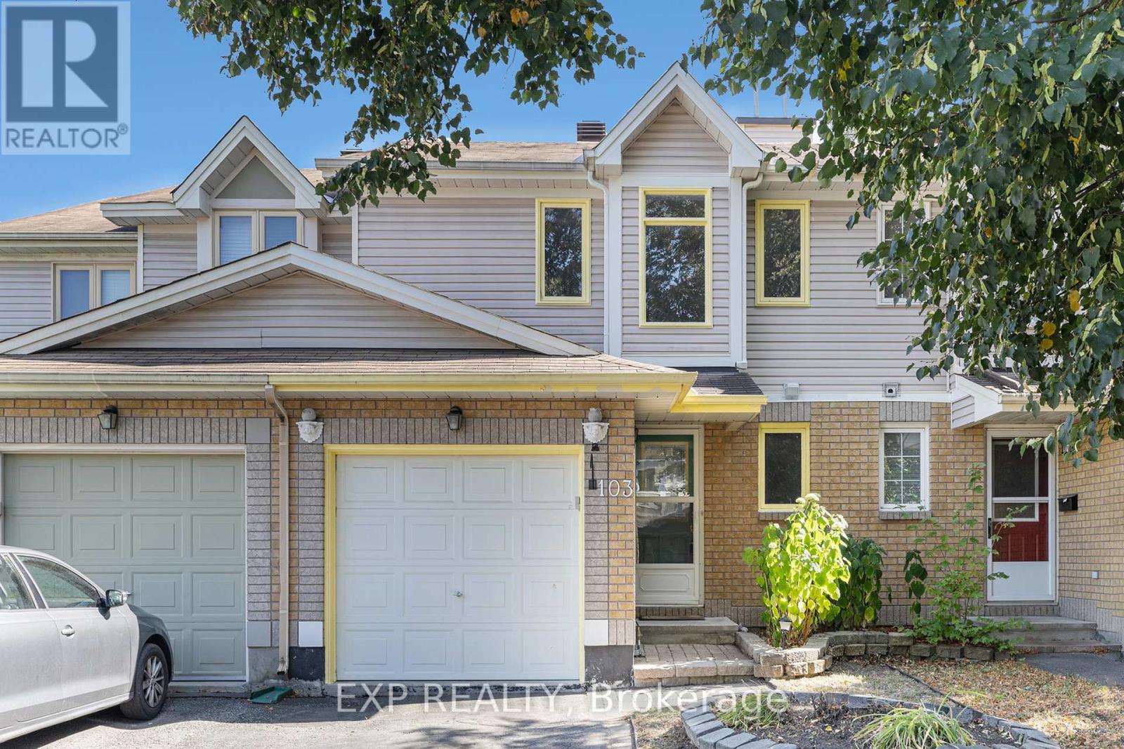 103 BANCHORY CRESCENT, Ottawa, Ontario