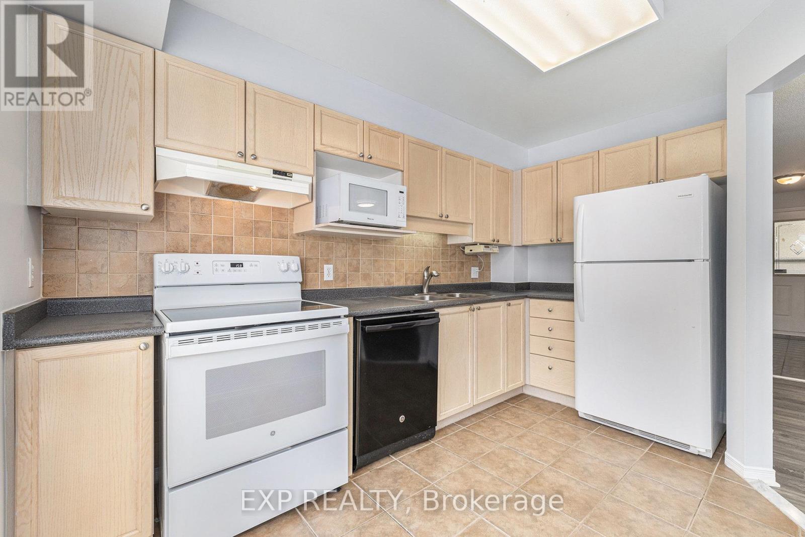 103 Banchory Crescent, Ottawa, Ontario  K2K 2V2 - Photo 7 - X12409428