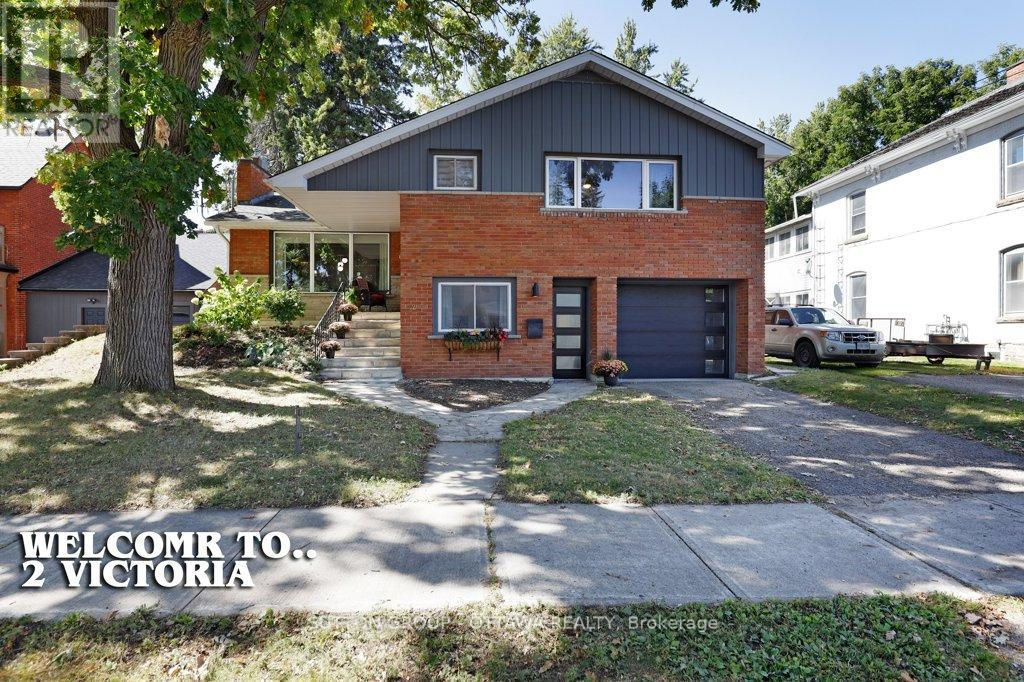 2 VICTORIA STREET, Perth, Ontario