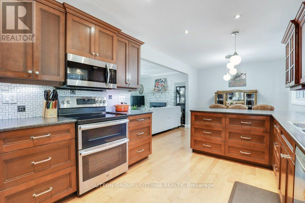 2 Victoria Street, Perth, Ontario  K7H 2H4 - Photo 13 - X12409448