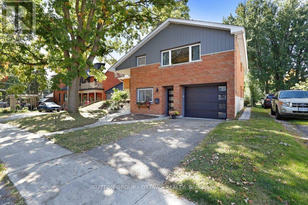 2 Victoria Street, Perth, Ontario  K7H 2H4 - Photo 2 - X12409448