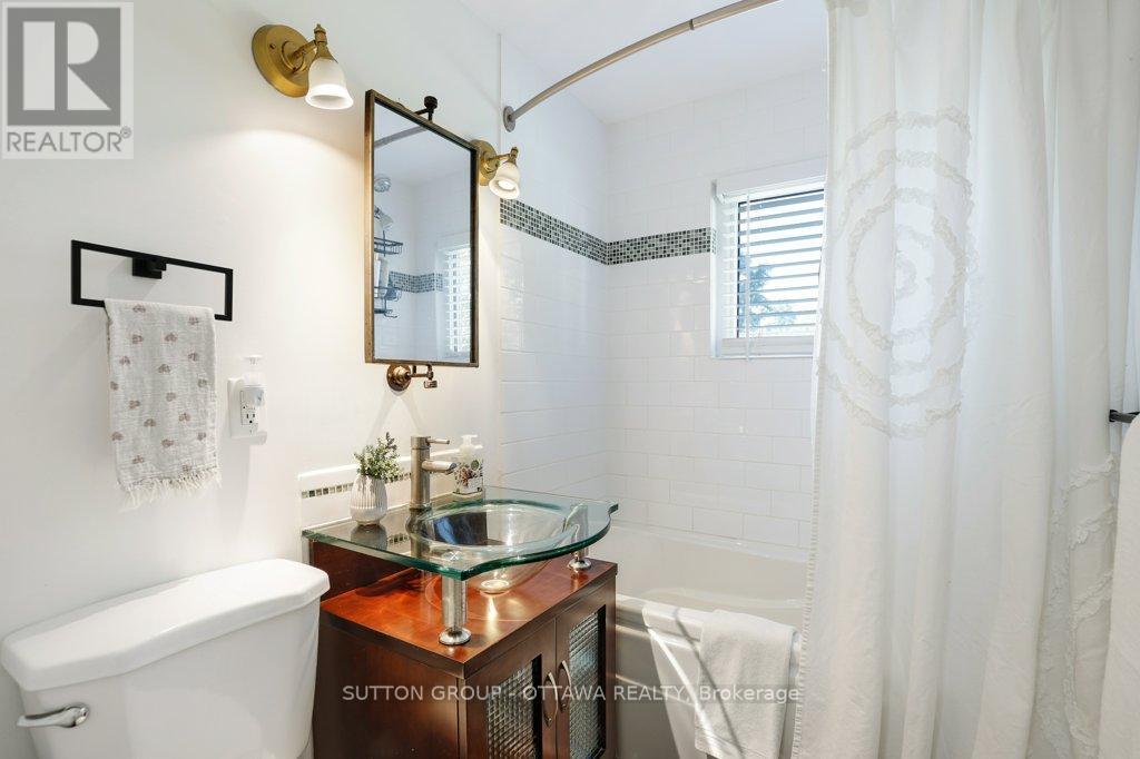 2 Victoria Street, Perth, Ontario  K7H 2H4 - Photo 21 - X12409448