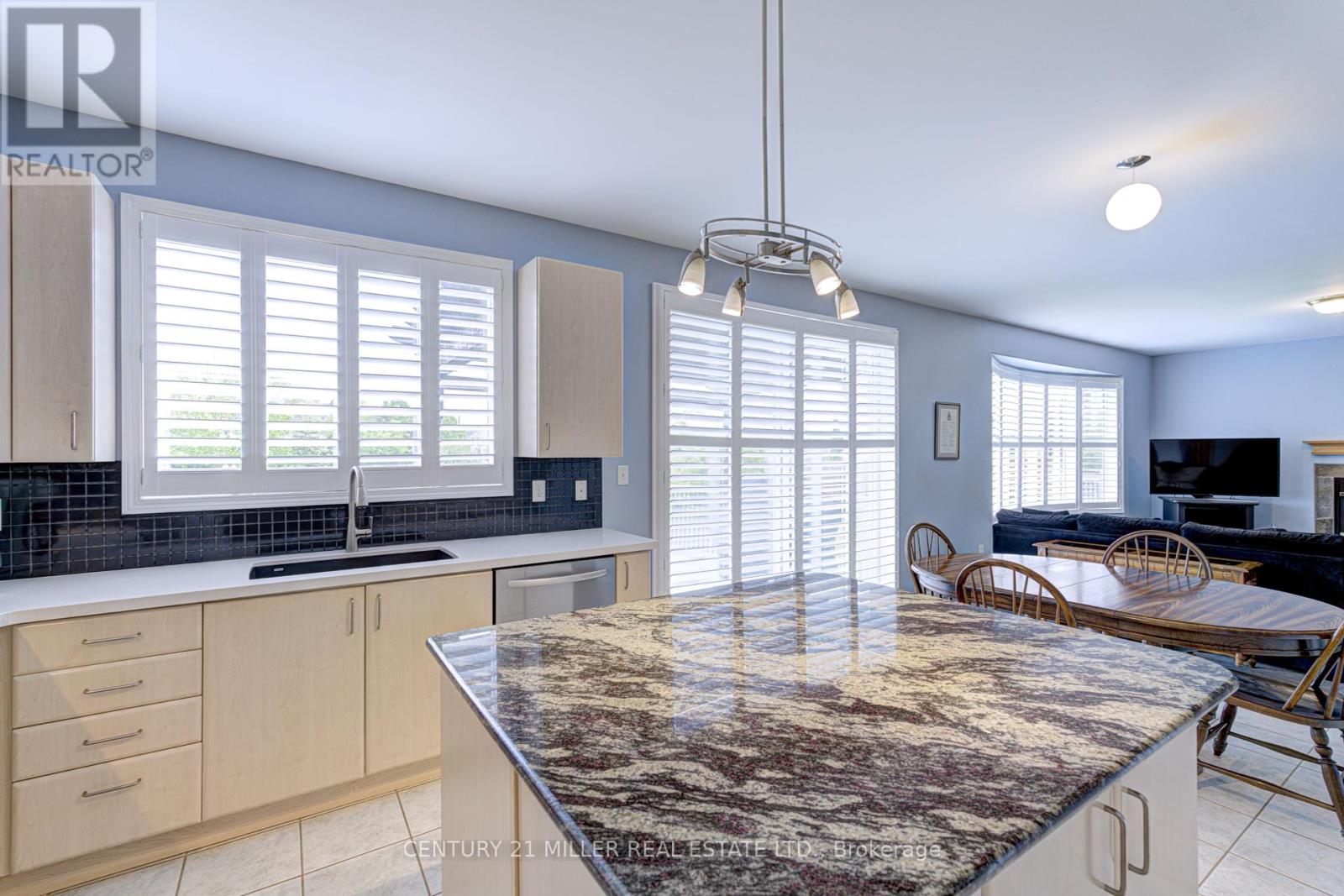 856 Somerville Terrace, Milton (Be Beaty), Ontario  L9T 5T9 - Photo 19 - W12188311