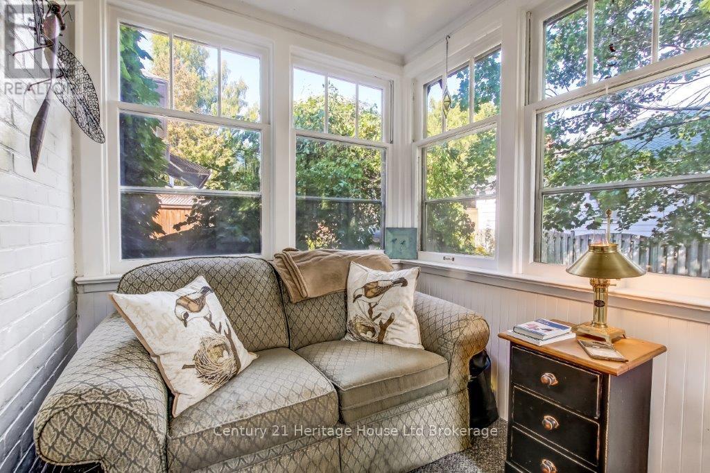 230 Graham Street, Woodstock, Ontario  N4S 6K7 - Photo 8 - X12409333