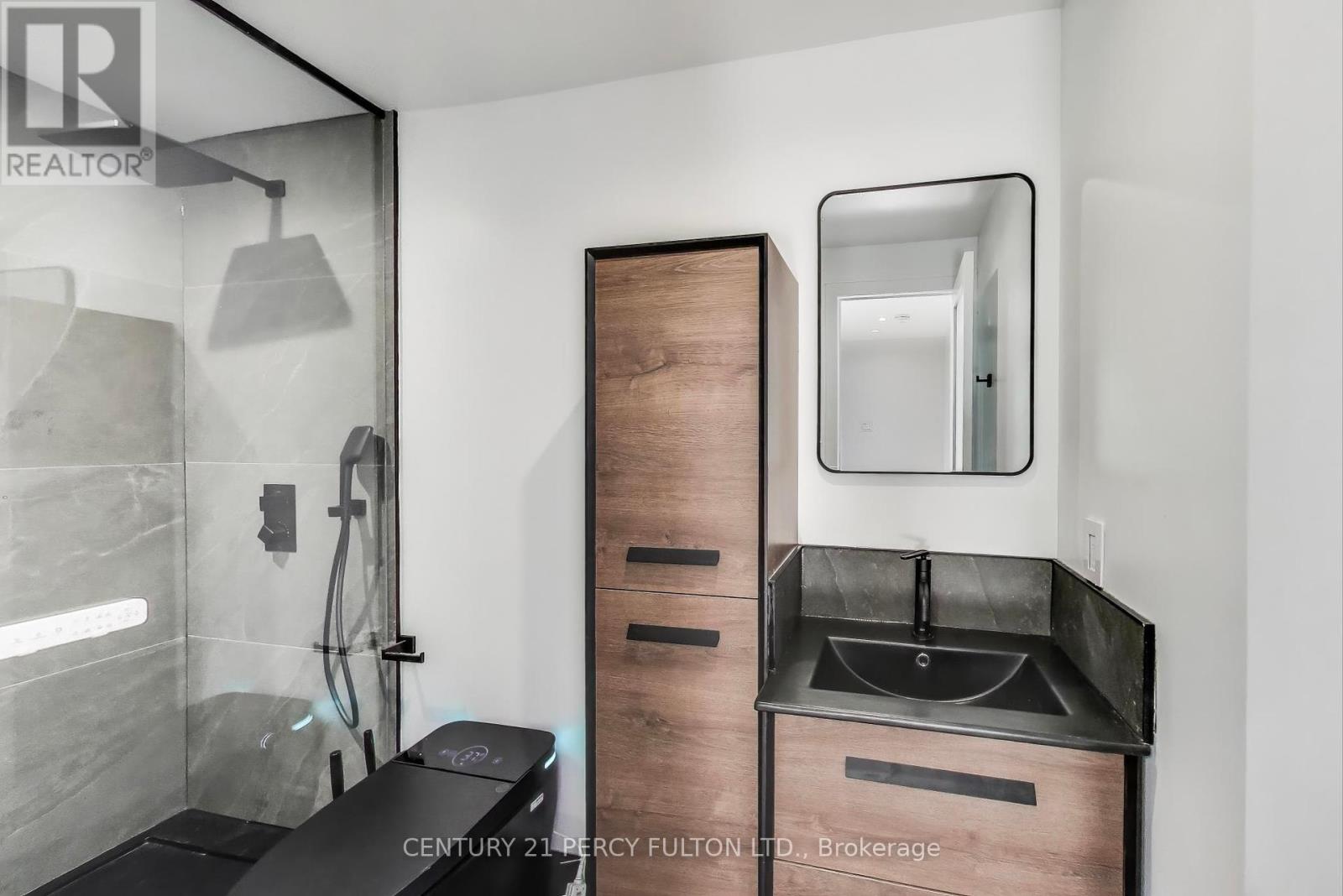 Unit 1 - 18 Springhurst Avenue, Toronto, Ontario  M6K 1A9 - Photo 22 - W12377838