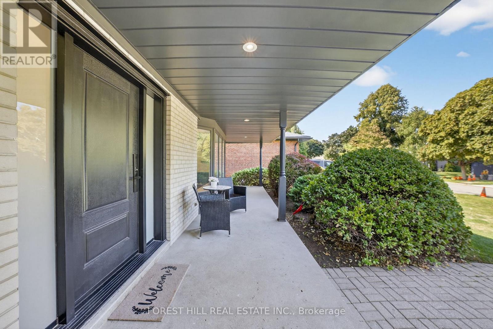 37 Cherry Post Crescent, Toronto, Ontario  M9C 2J9 - Photo 3 - W12409069