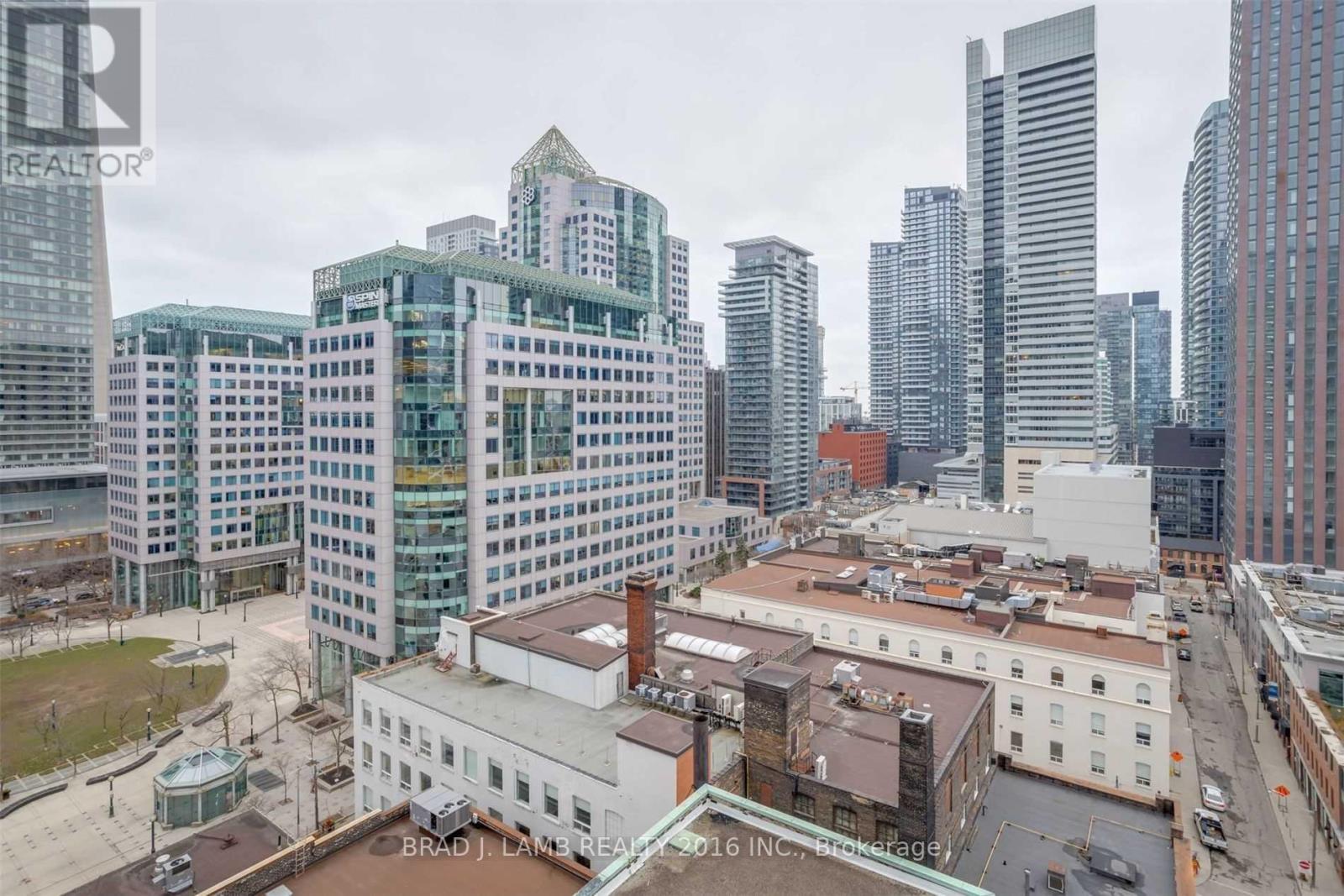 1301 - 224 King Street W, Toronto, Ontario  M5H 1K4 - Photo 28 - C12409199