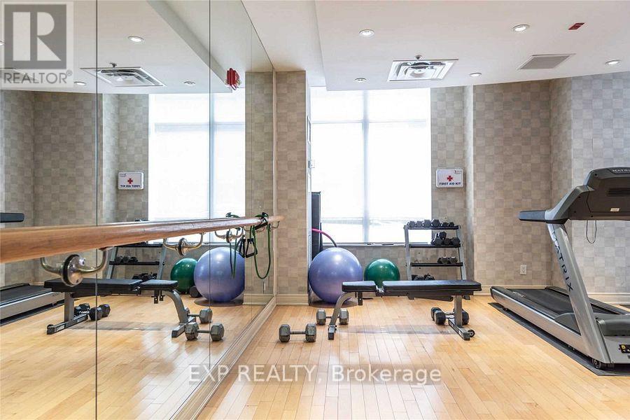 1101 - 60 St Clair Avenue W, Toronto, Ontario  M4V 1M7 - Photo 10 - C12409203