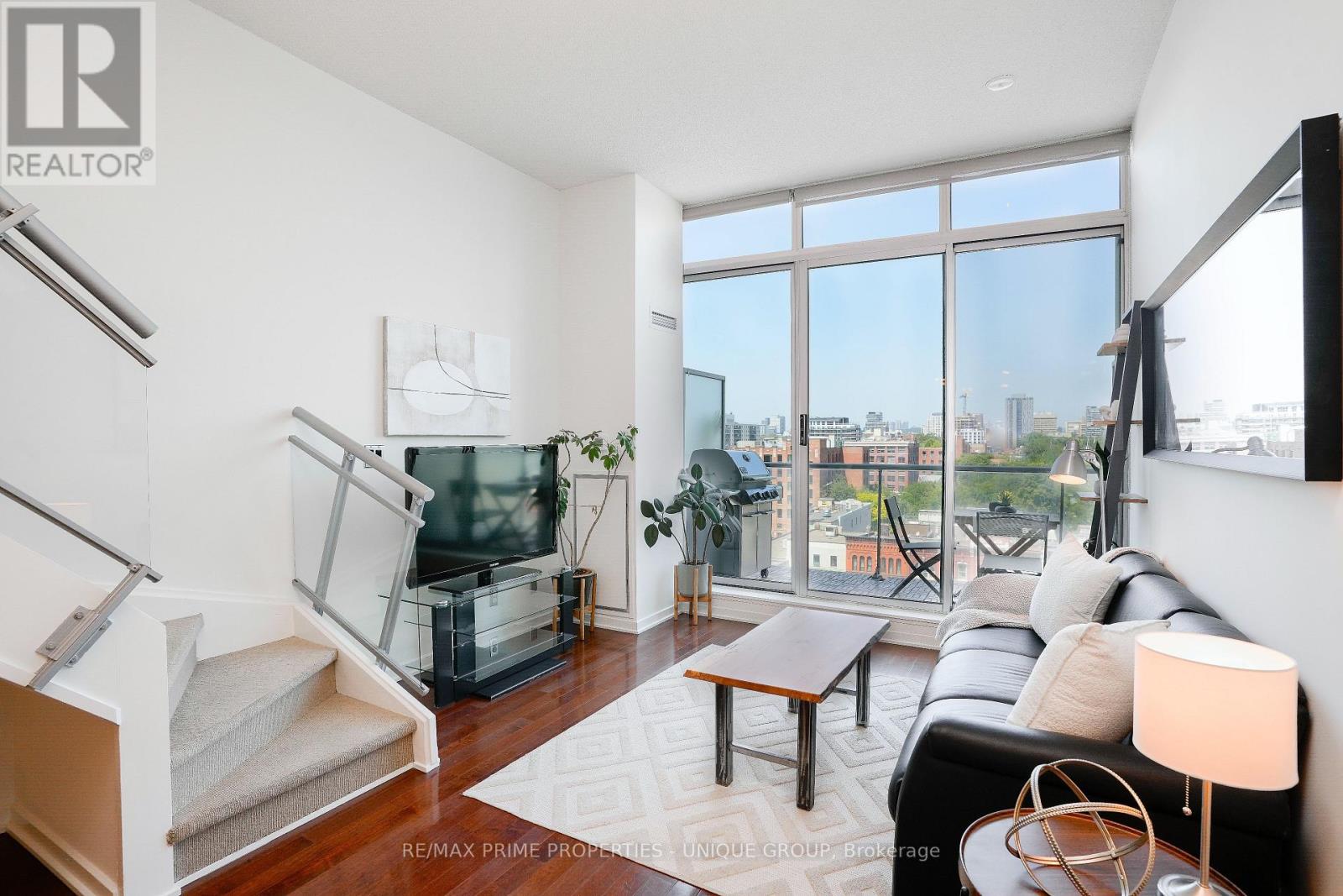 923 - 388 Richmond Street W, Toronto (Waterfront Communities), Ontario  M5V 3P1 - Photo 5 - C12409209