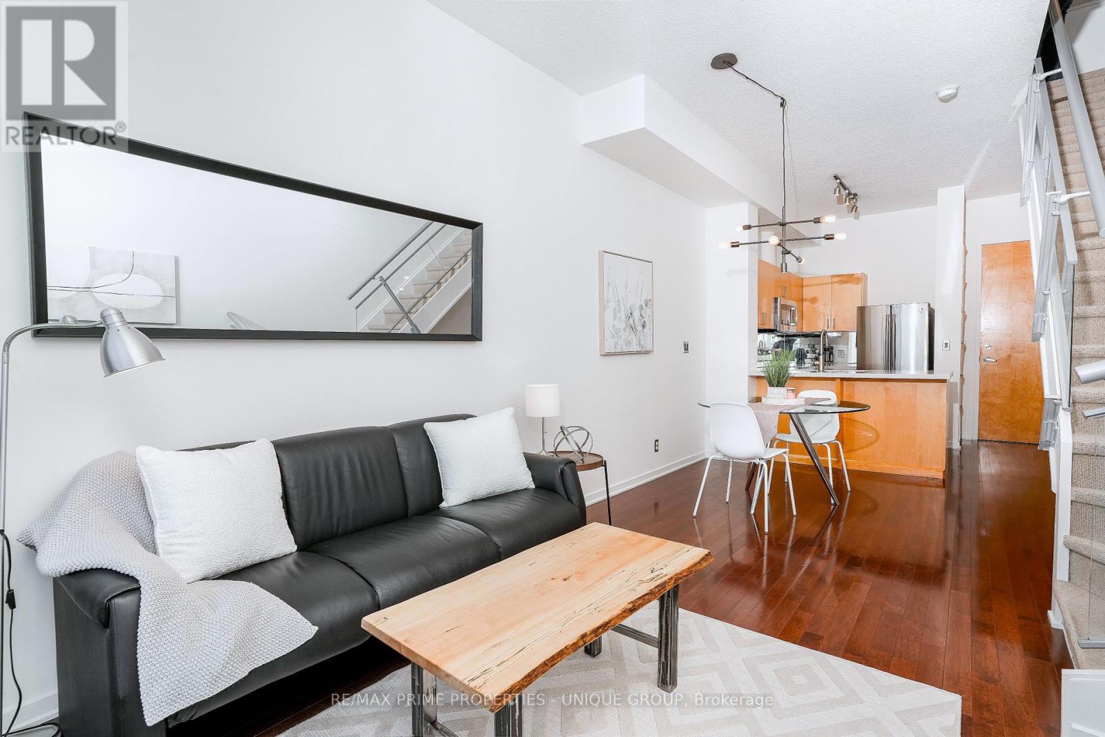 923 - 388 Richmond Street W, Toronto (Waterfront Communities), Ontario  M5V 3P1 - Photo 6 - C12409209