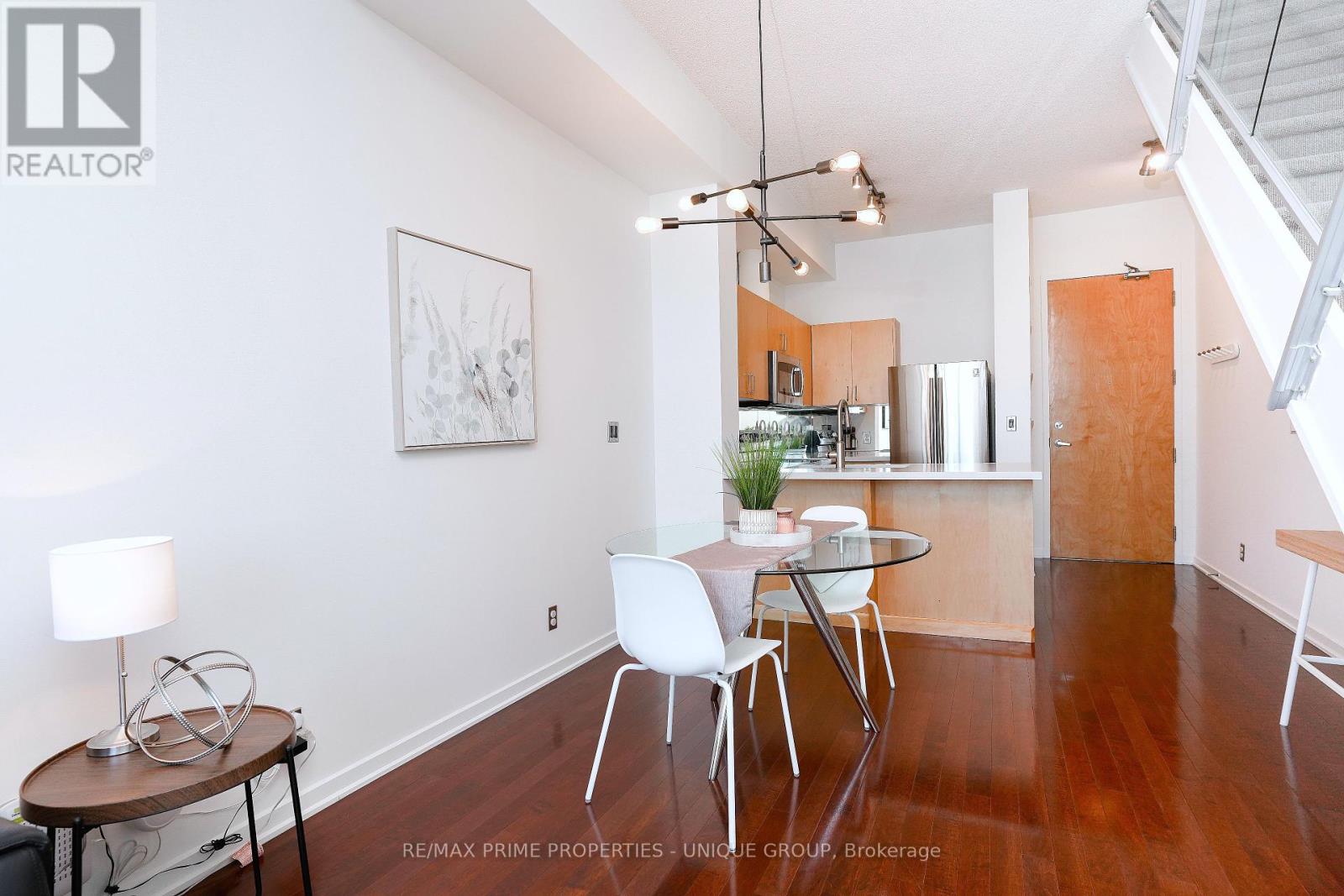 923 - 388 Richmond Street W, Toronto (Waterfront Communities), Ontario  M5V 3P1 - Photo 7 - C12409209