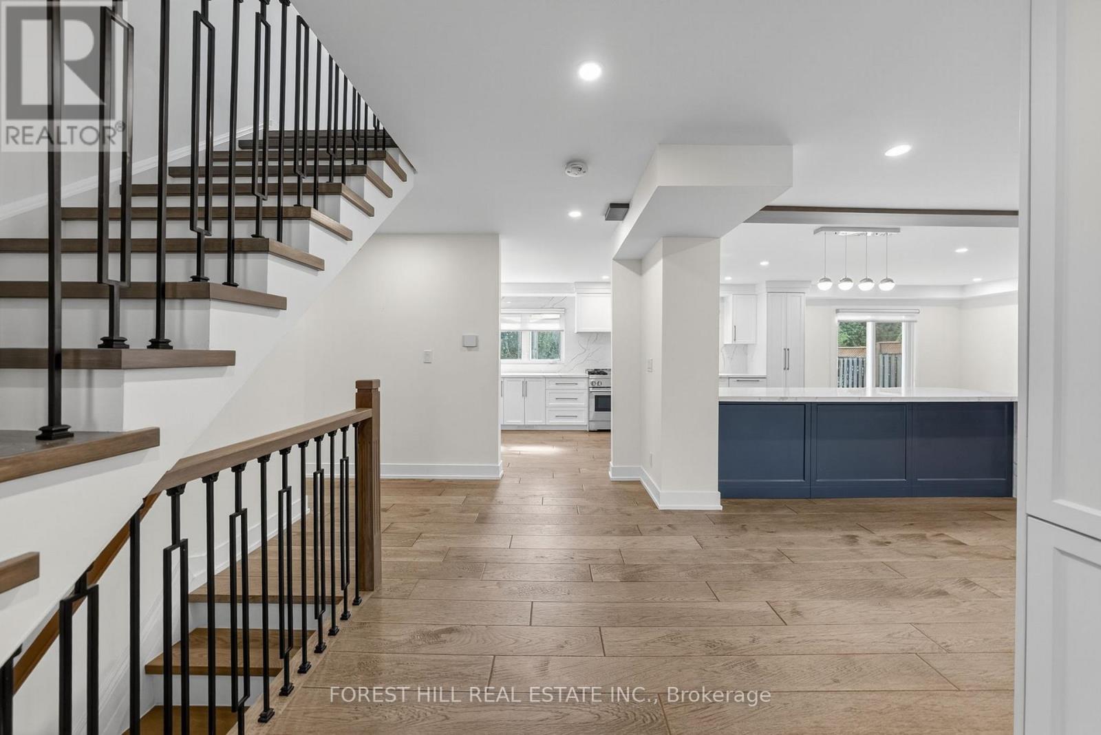 37 Cherry Post Crescent, Toronto, Ontario  M9C 2J9 - Photo 15 - W12409069