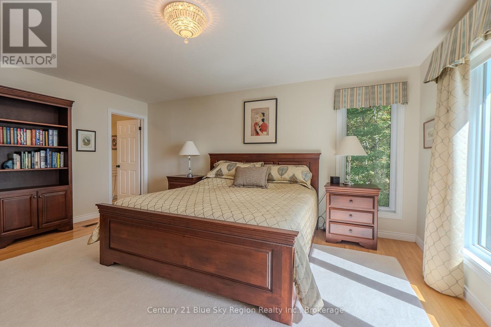 101 Marine Drive, Callander, Ontario  P0H 1H0 - Photo 22 - X12409268