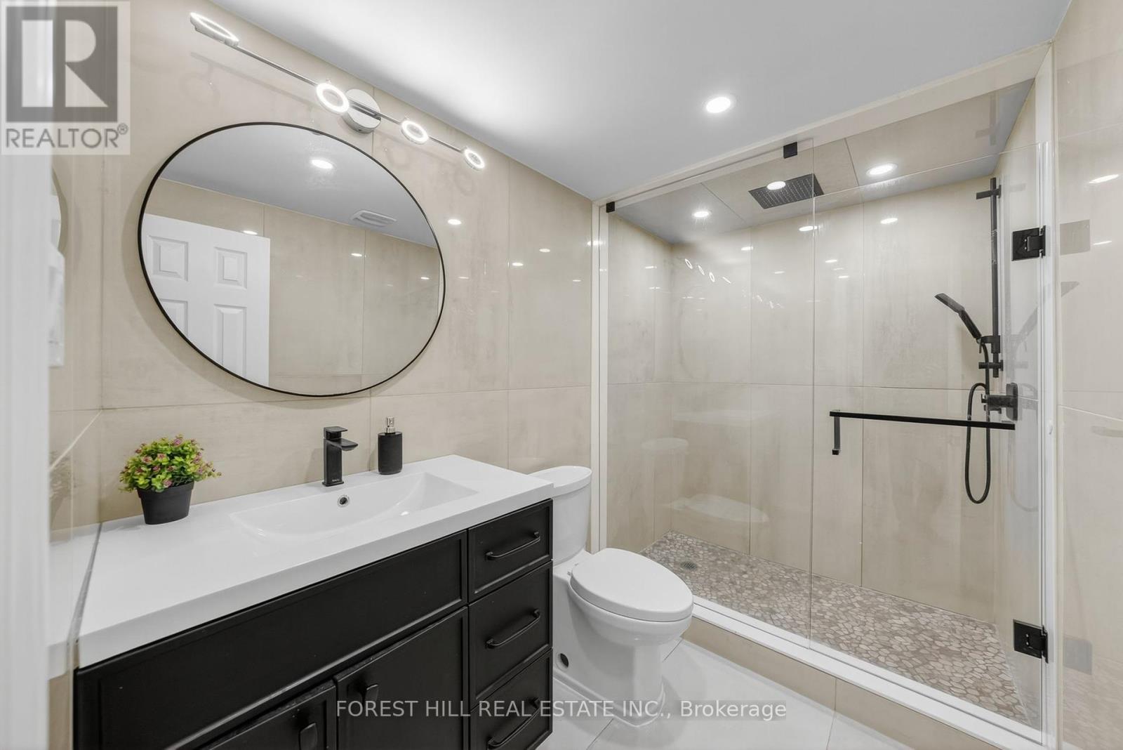 37 Cherry Post Crescent, Toronto, Ontario  M9C 2J9 - Photo 36 - W12409069