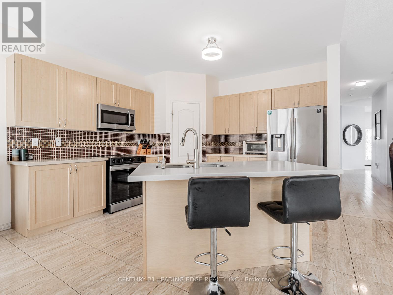 1441 Woodstream Avenue, Oshawa, Ontario  L1H 8L7 - Photo 9 - E12409182