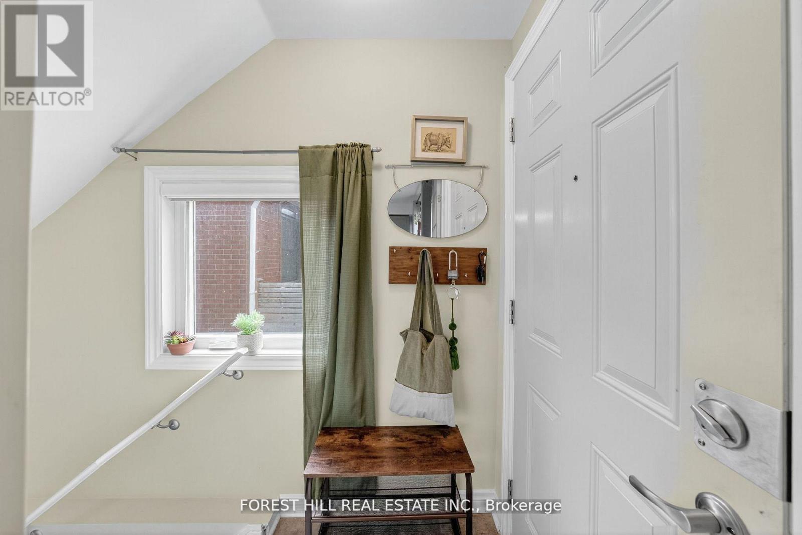 38 Scotia Avenue, Toronto, Ontario  M1L 4E6 - Photo 11 - E12409190
