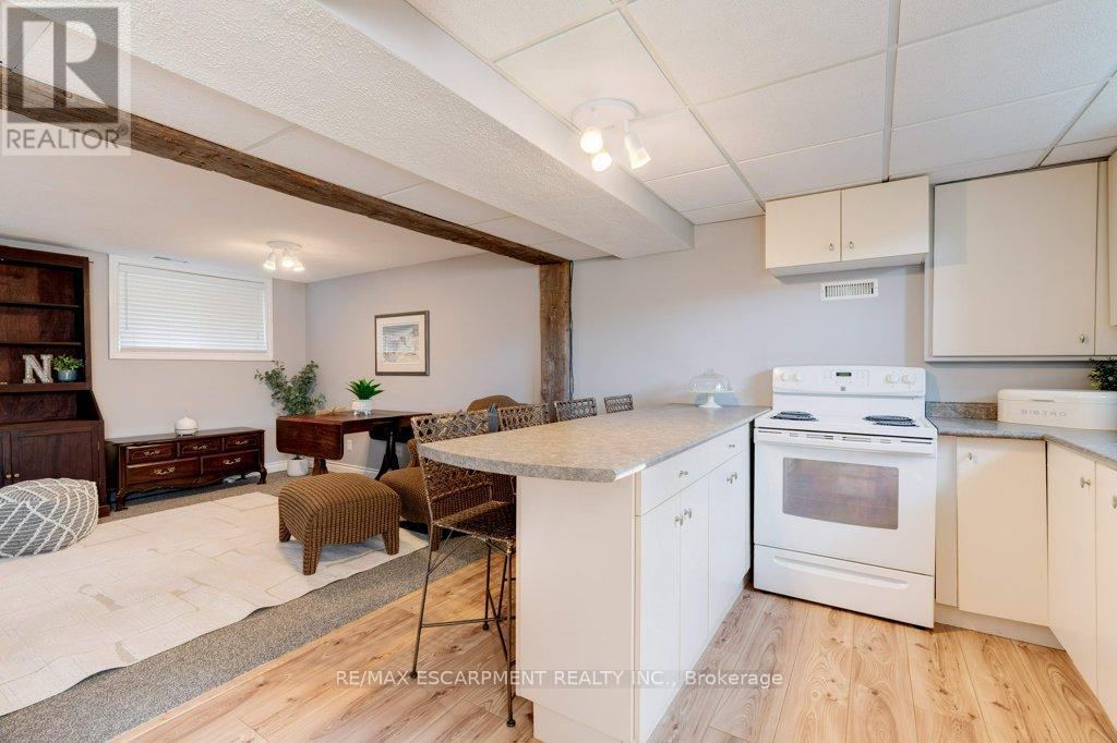 37 West Avenue, Hamilton, Ontario  L8E 5L5 - Photo 31 - X12394826