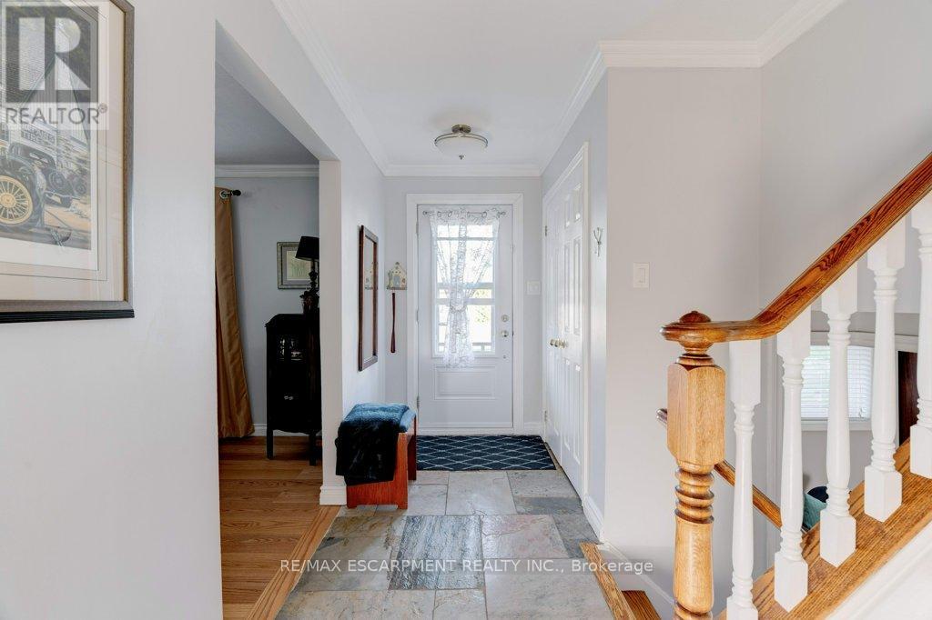37 West Avenue, Hamilton, Ontario  L8E 5L5 - Photo 18 - X12394826
