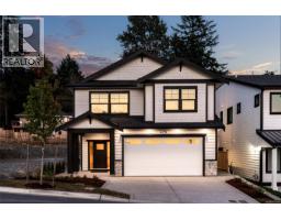 678 Madrona Pl Thetis Heights