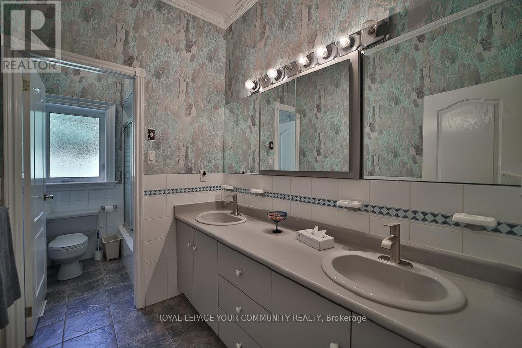 8339 Finnerty Side Road, Caledon, Ontario  L0N 1E0 - Photo 32 - W12375622