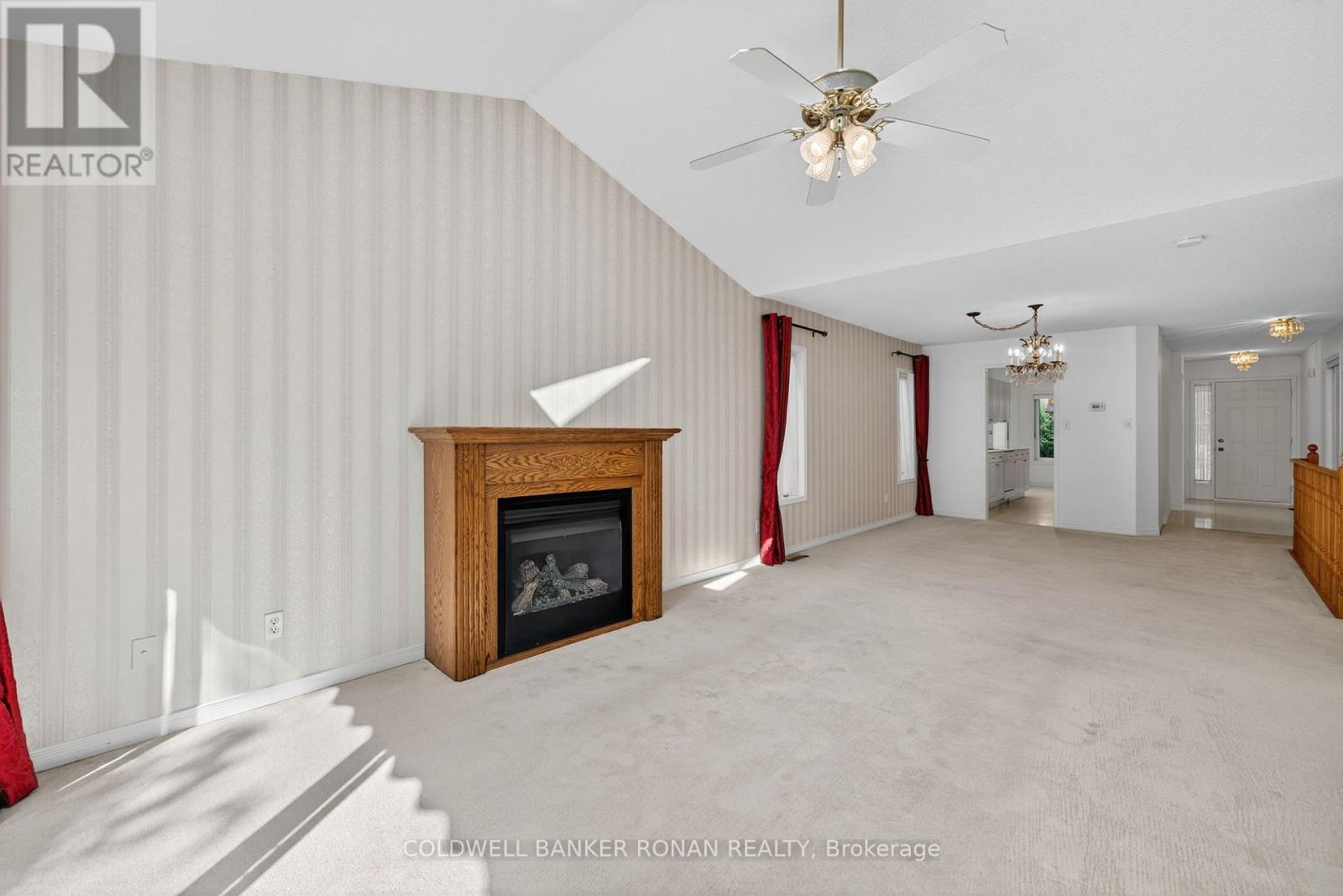 12 Glenwood Drive, New Tecumseth, Ontario  L9R 1S5 - Photo 17 - N12409149
