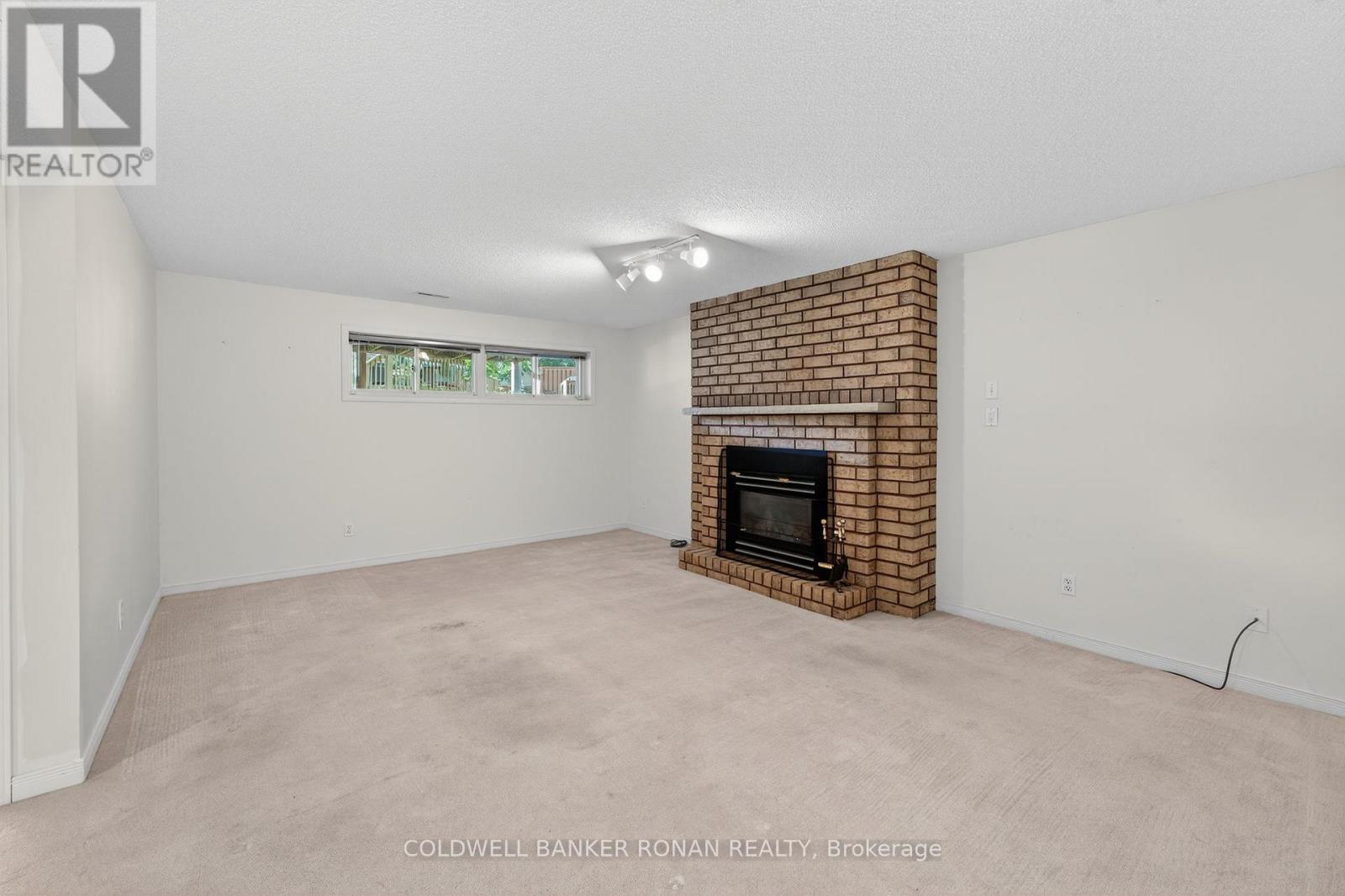 12 Glenwood Drive, New Tecumseth, Ontario  L9R 1S5 - Photo 30 - N12409149