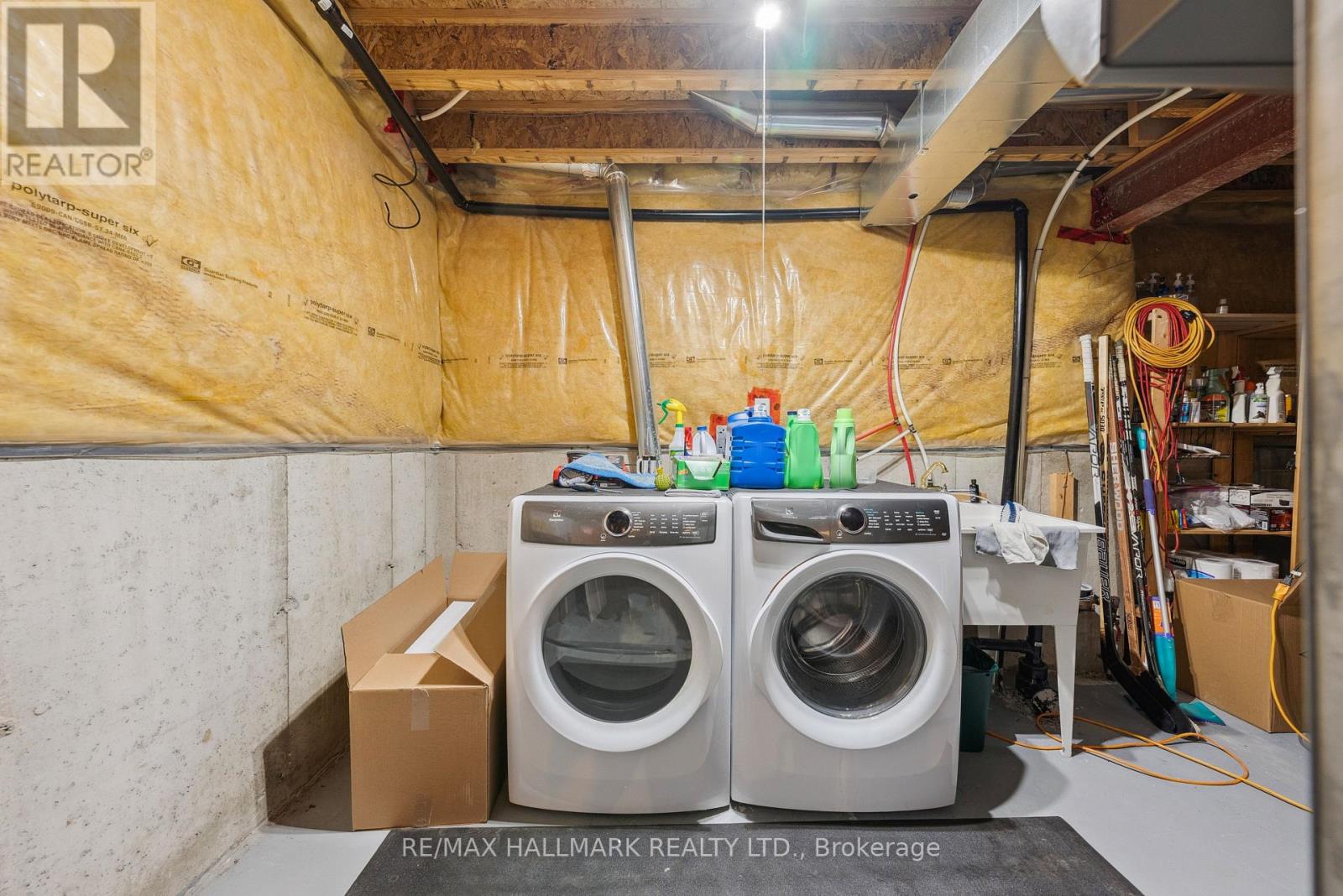 6 Calafia Street, Markham, Ontario  L6B 0H6 - Photo 45 - N12409183