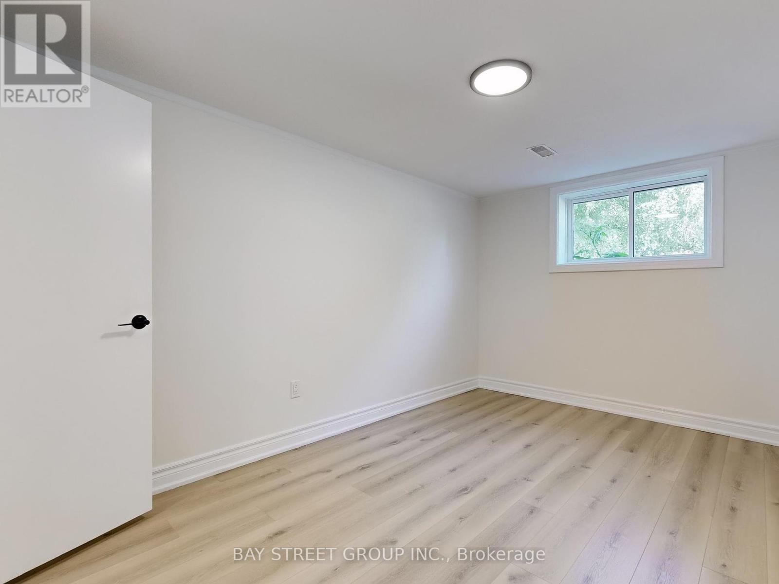 164 Norman Drive, King, Ontario  L7B 1J5 - Photo 20 - N12409197