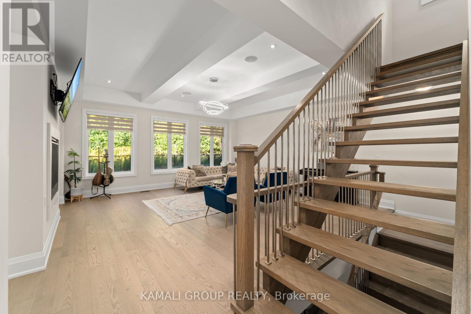 121 Milky Way Drive, Richmond Hill, Ontario  L4C 4L9 - Photo 22 - N12409217