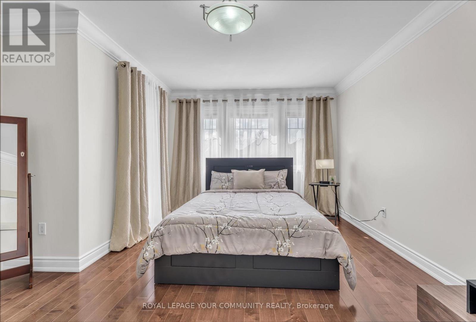 35 Vandervoort Drive, Richmond Hill, Ontario  L4E 0C7 - Photo 26 - N12409233