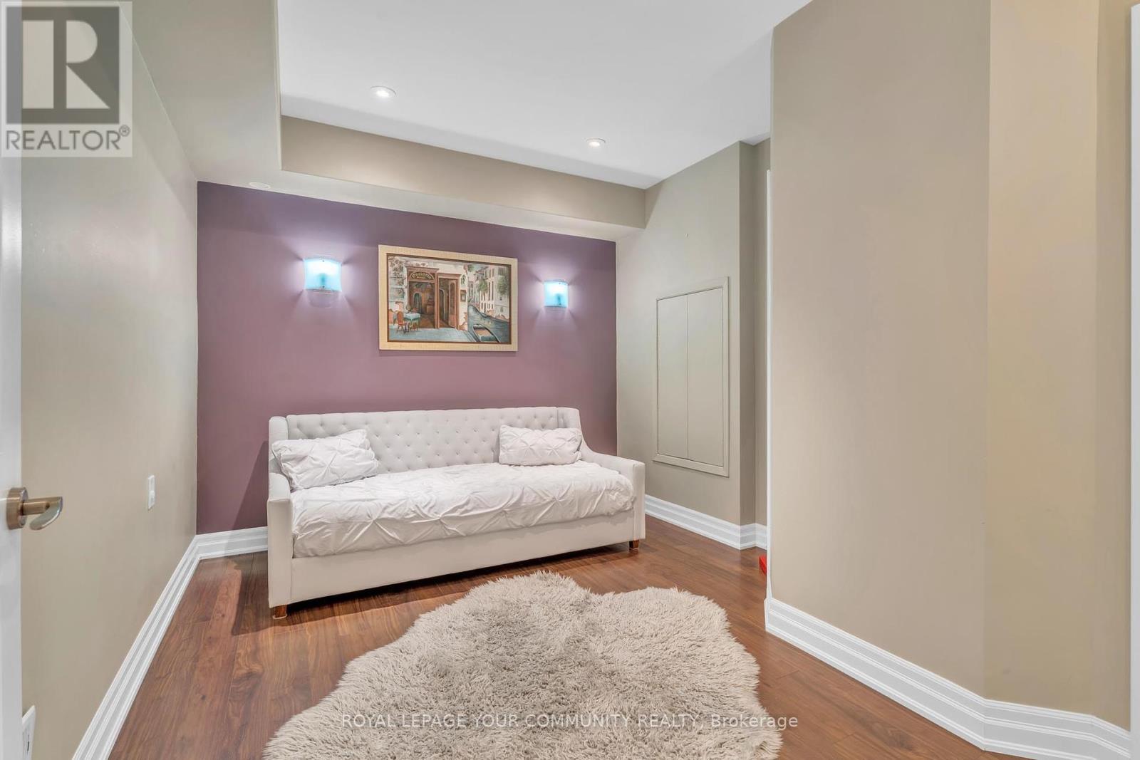 35 Vandervoort Drive, Richmond Hill, Ontario  L4E 0C7 - Photo 30 - N12409233