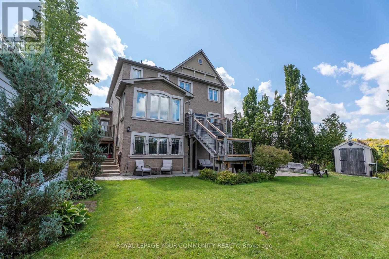 35 Vandervoort Drive, Richmond Hill, Ontario  L4E 0C7 - Photo 40 - N12409233