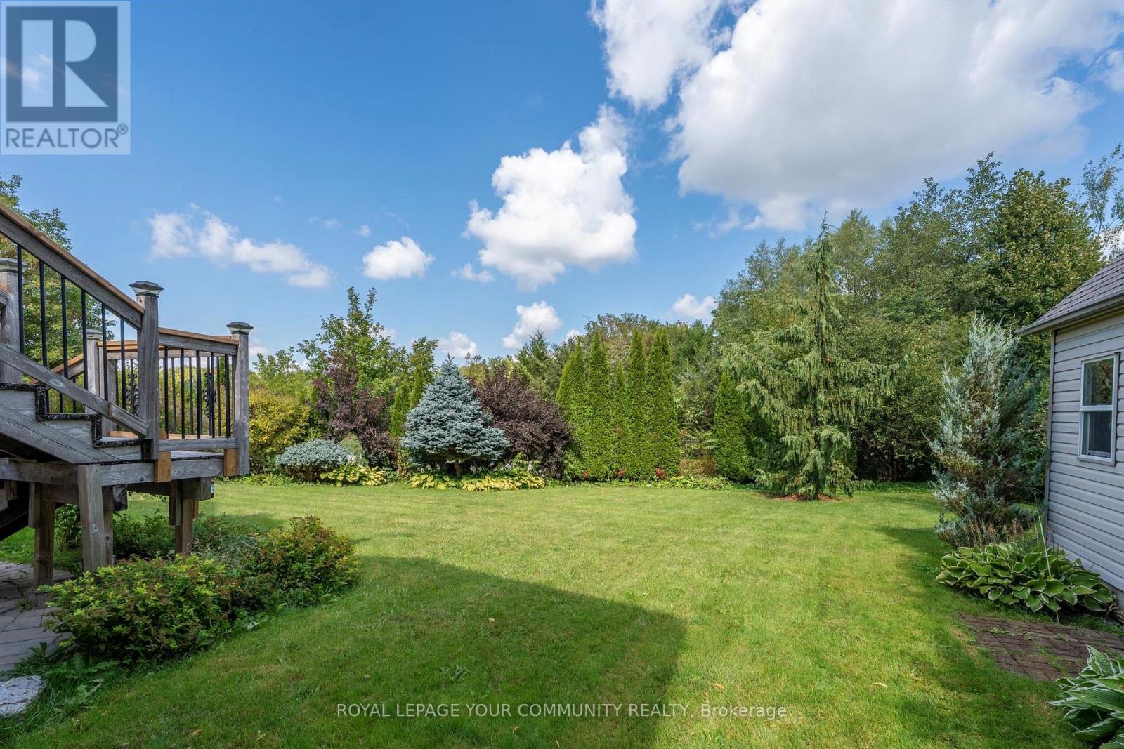 35 Vandervoort Drive, Richmond Hill, Ontario  L4E 0C7 - Photo 44 - N12409233