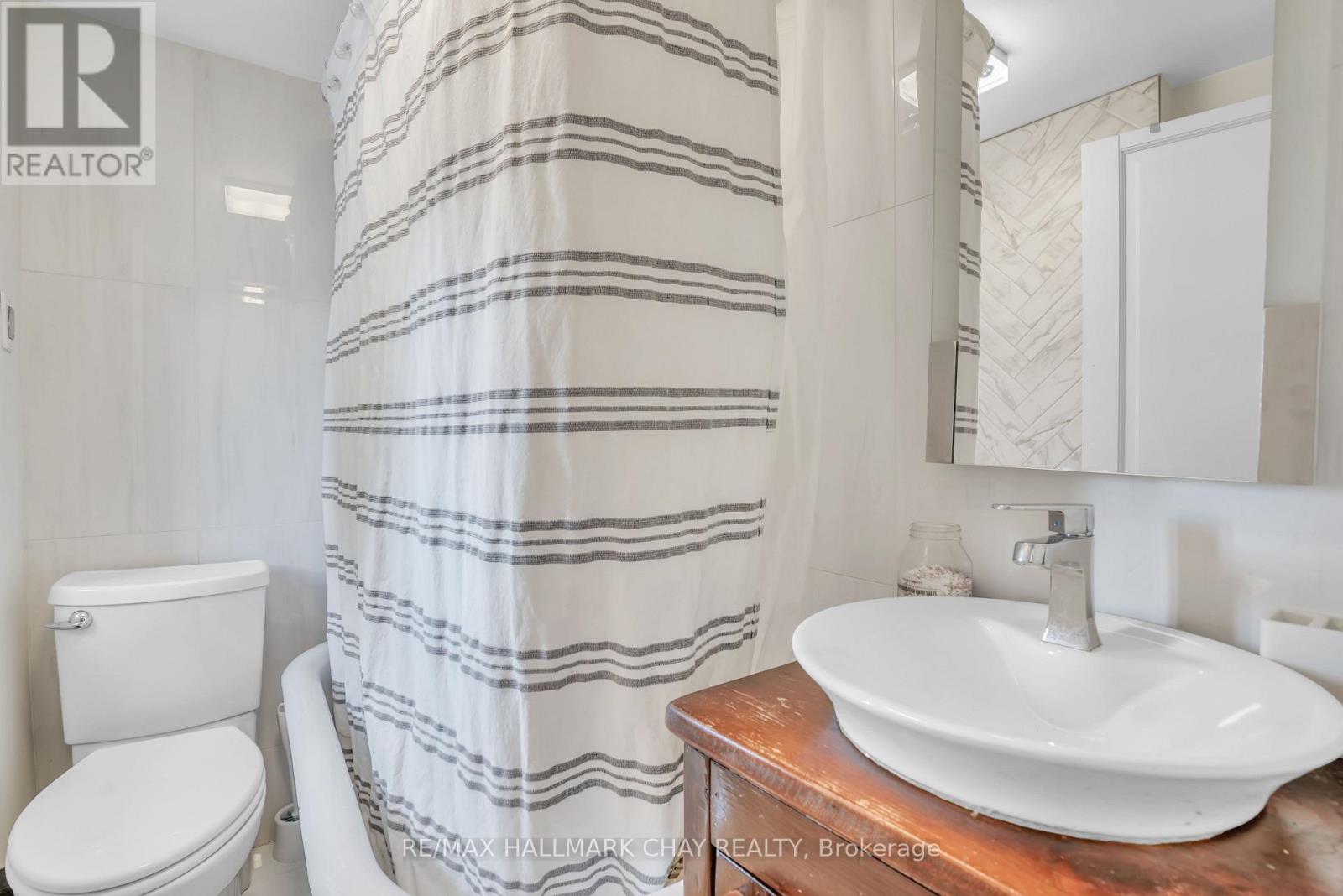 2473 Ronald Road, Springwater, Ontario  L0L 1Y0 - Photo 32 - S12409177